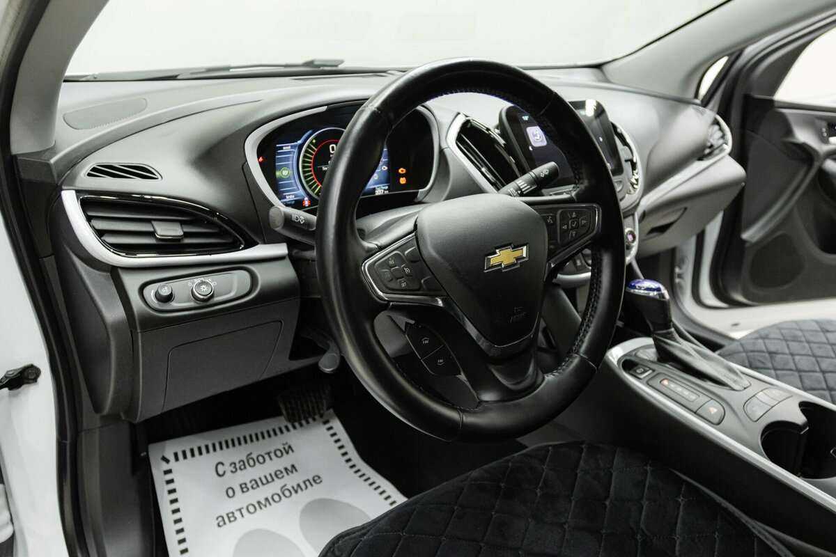 Купить Chevrolet Volt с пробегом. Фото: #7