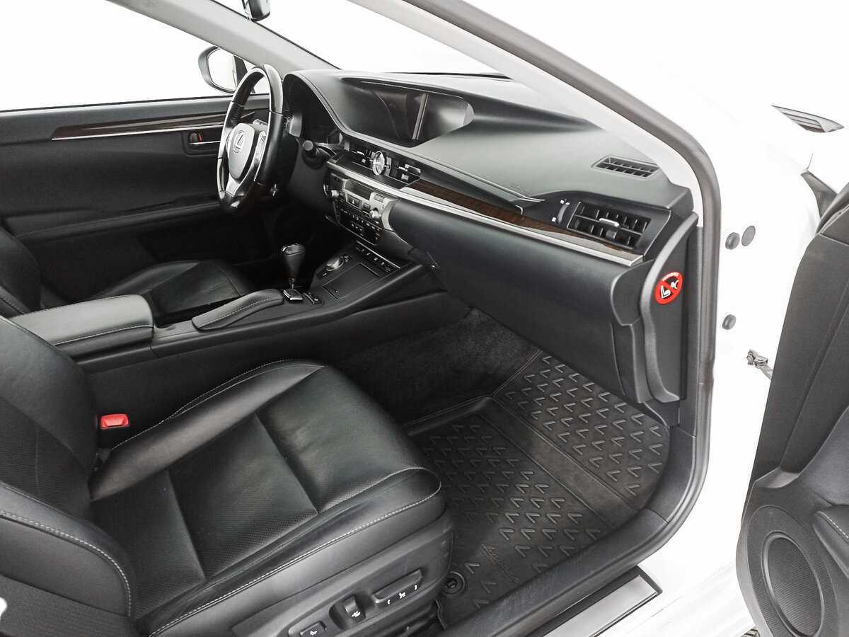Купить Lexus ES с пробегом. Фото: #5