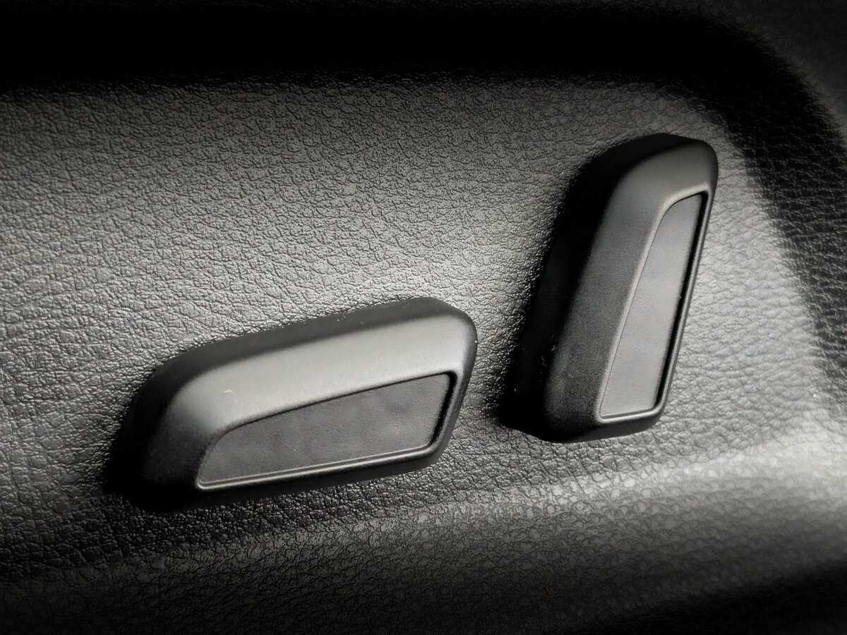 Купить Volkswagen Tiguan с пробегом. Фото: #17