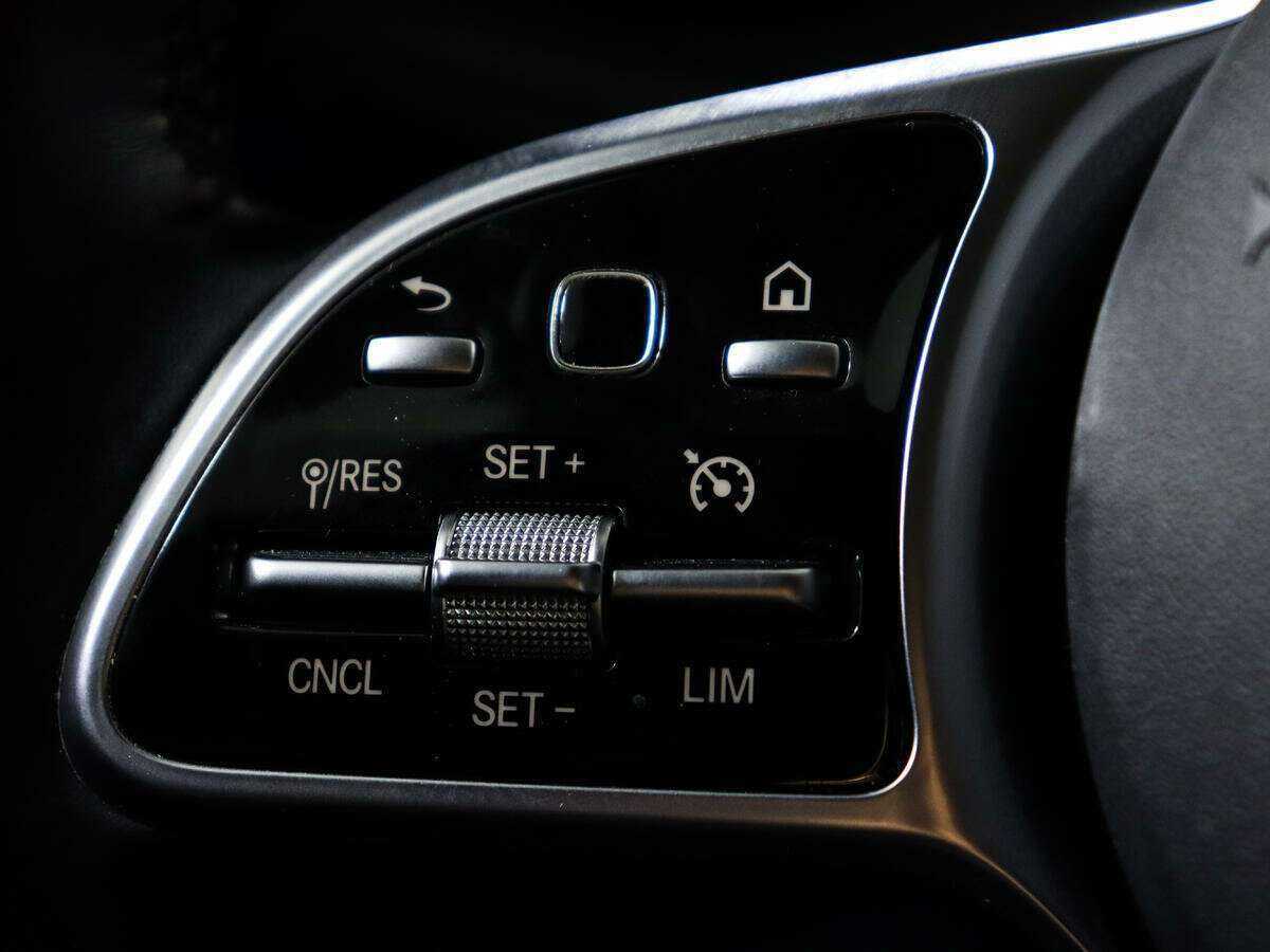 Купить Mercedes-Benz GLC с пробегом. Фото: #15
