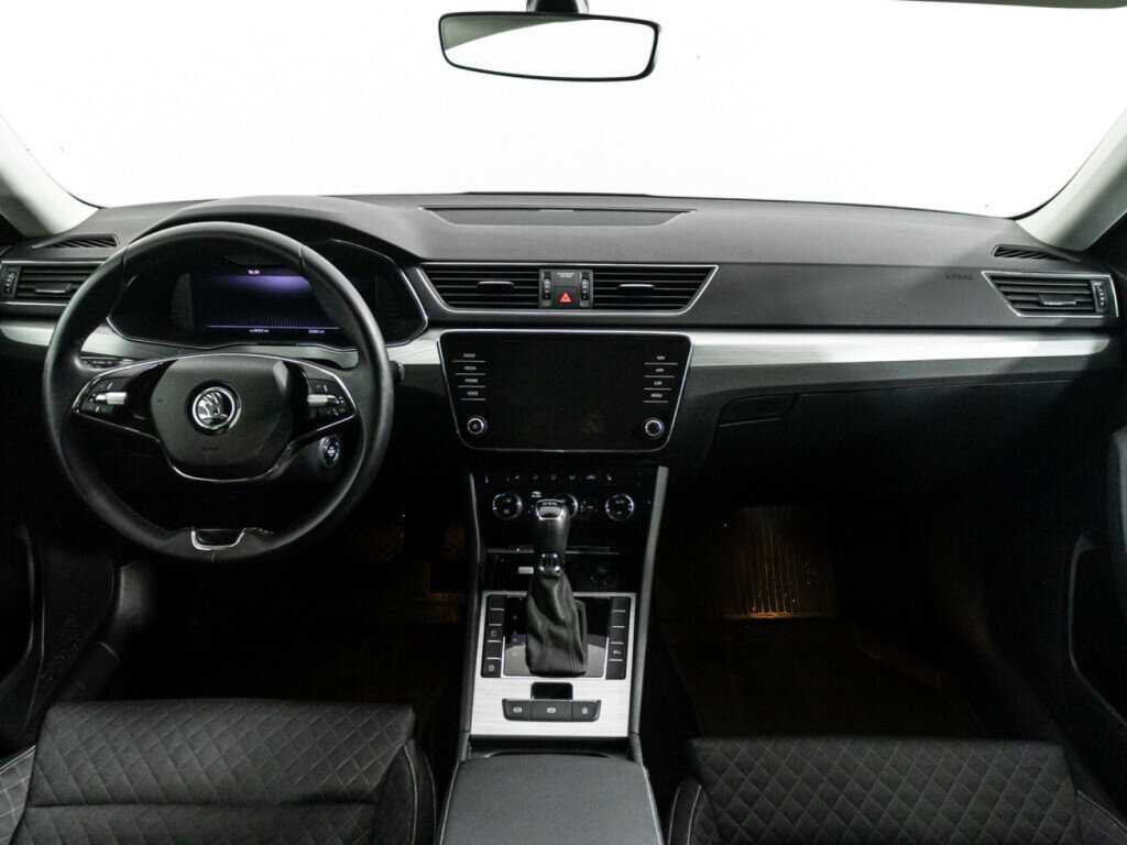 Купить Skoda Superb с пробегом. Фото: #12