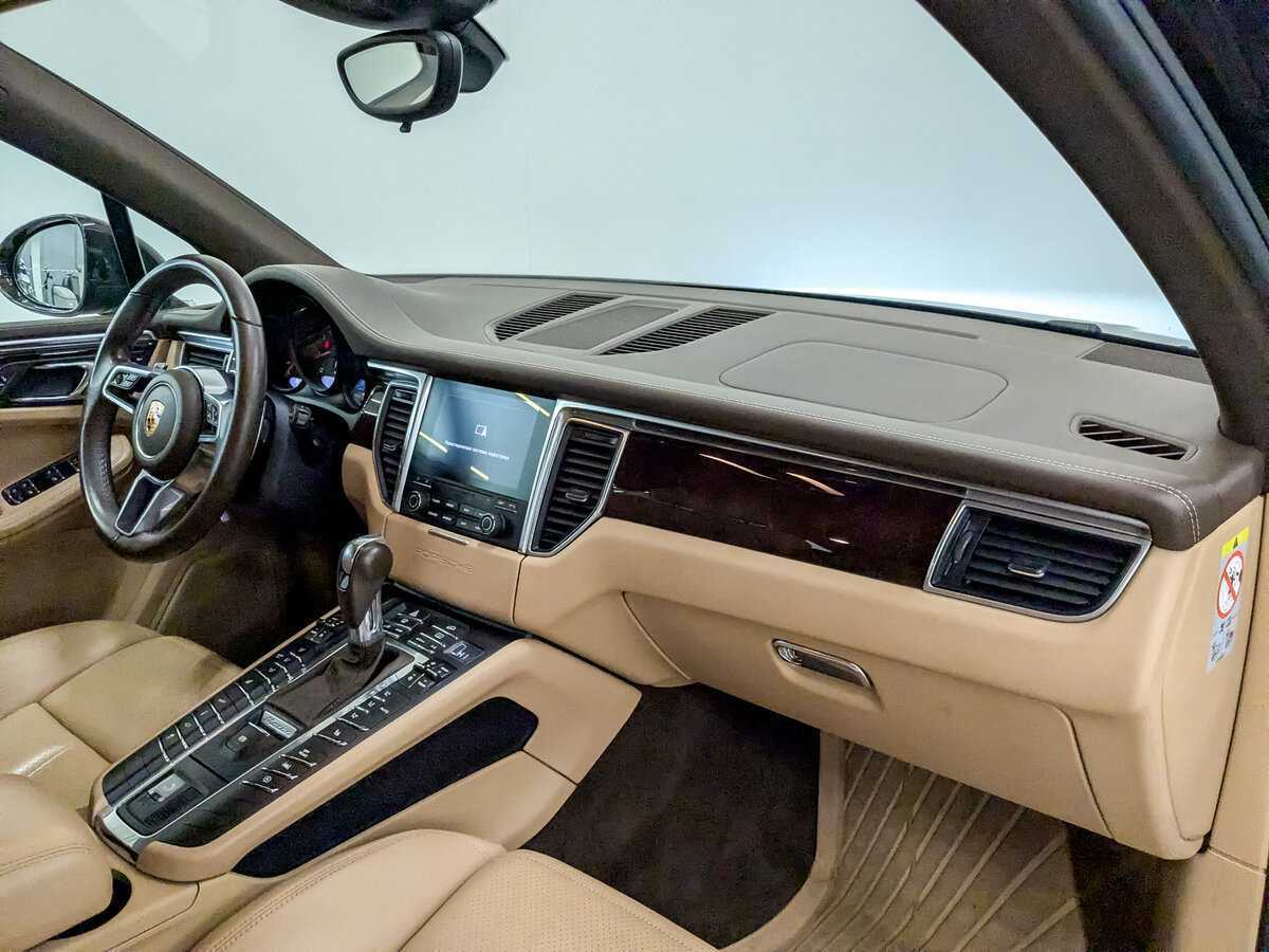 Купить Porsche Macan с пробегом. Фото: #10