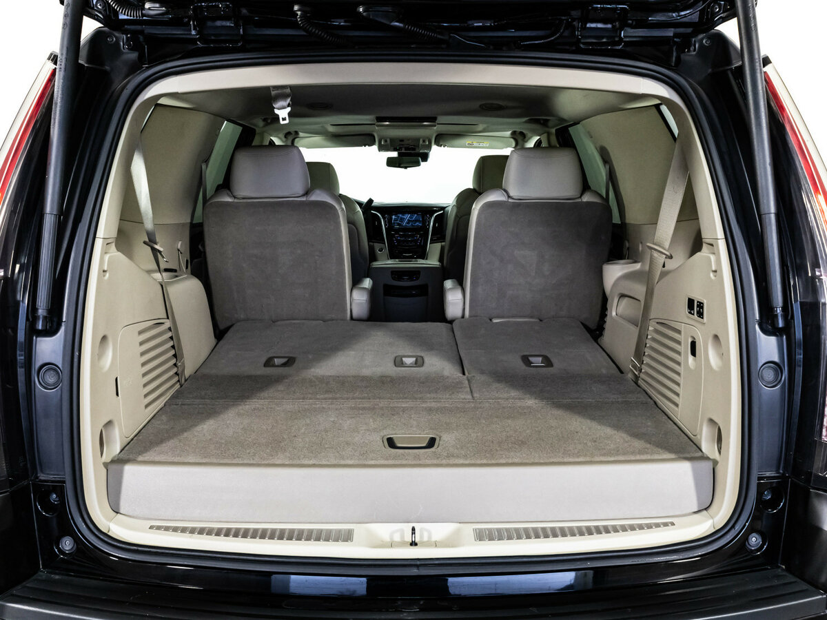 Купить Cadillac Escalade с пробегом. Фото: #32
