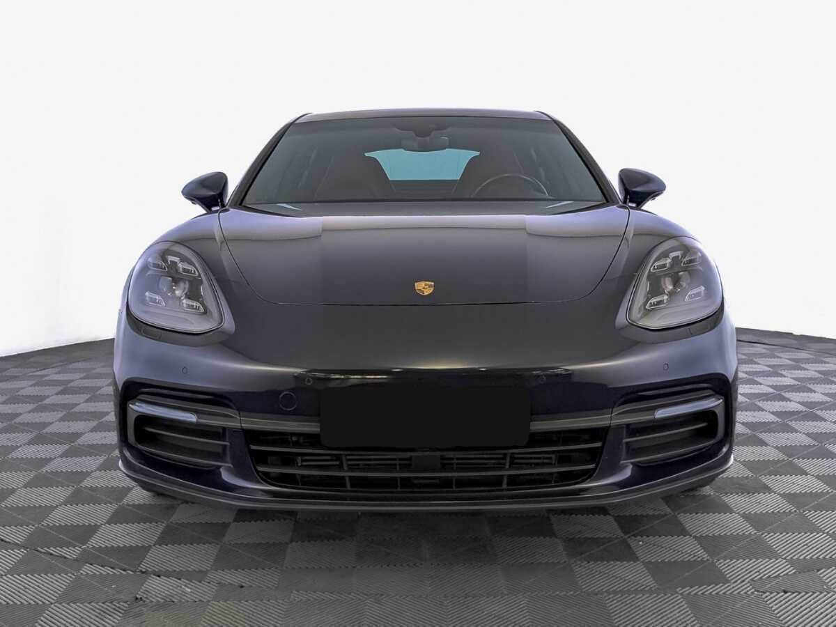 Купить Porsche Panamera с пробегом. Фото: #1