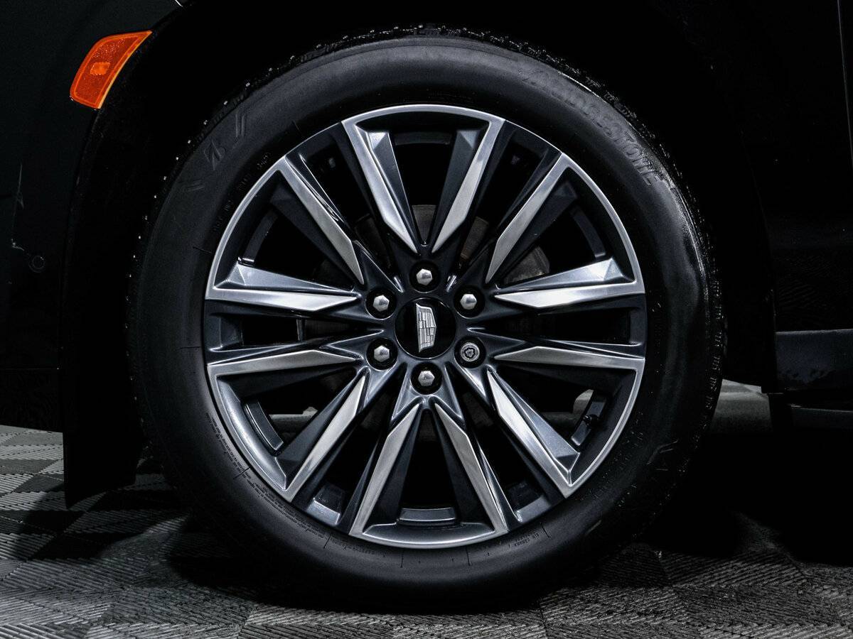 Купить Cadillac Escalade с пробегом. Фото: #15