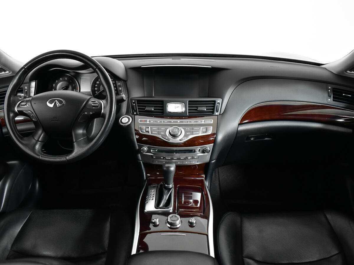 Купить Infiniti Q70 с пробегом. Фото: #7