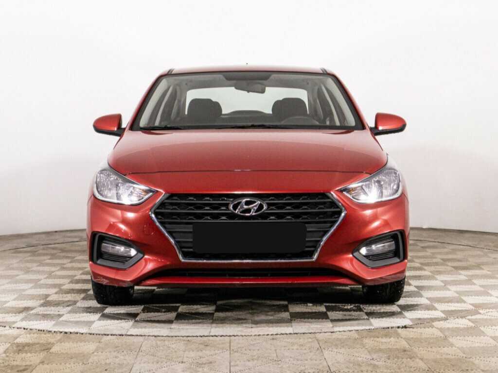 Купить Hyundai Solaris с пробегом. Фото: #1