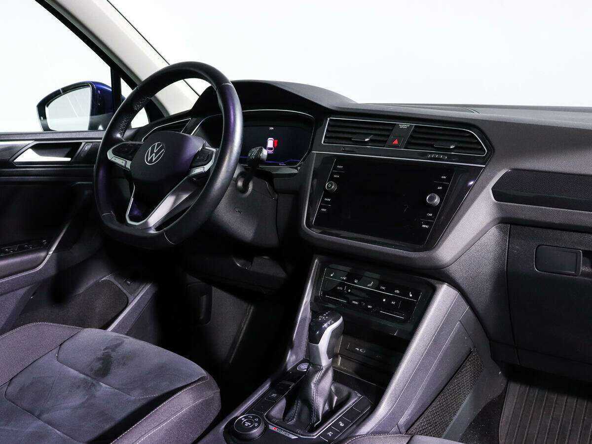 Купить Volkswagen Tiguan с пробегом. Фото: #6