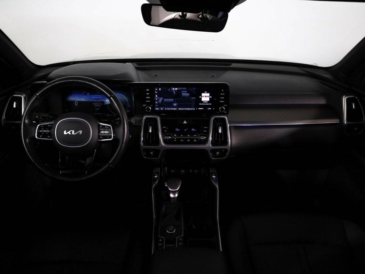 Купить Kia Sorento с пробегом. Фото: #8