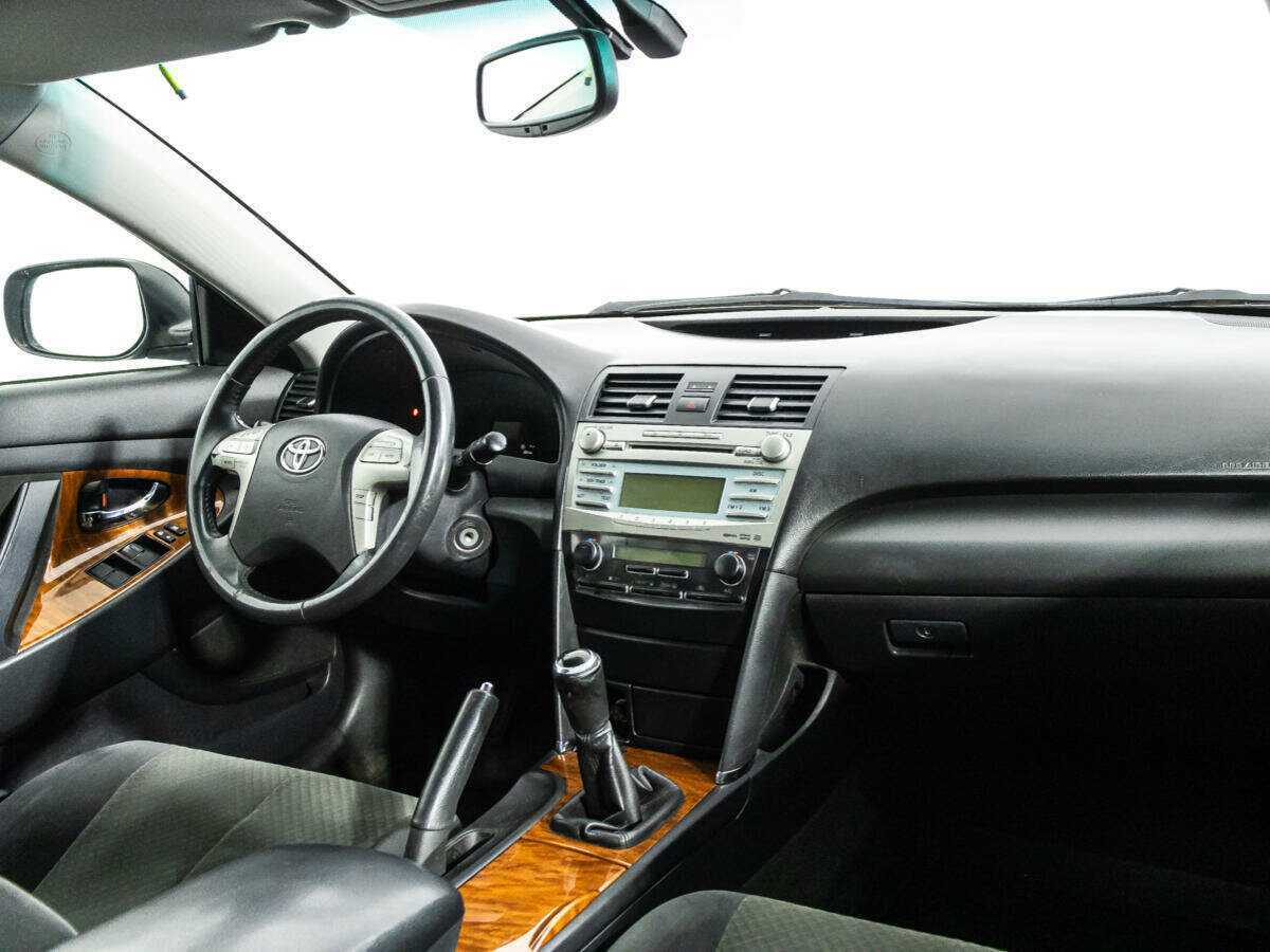 Купить Toyota Camry с пробегом. Фото: #8