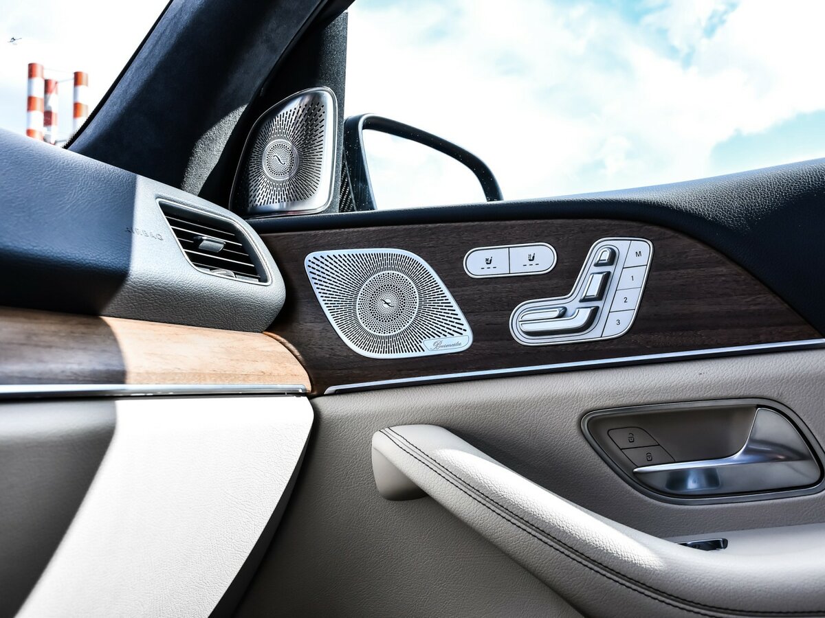 Купить Mercedes-Benz GLE с пробегом. Фото: #31