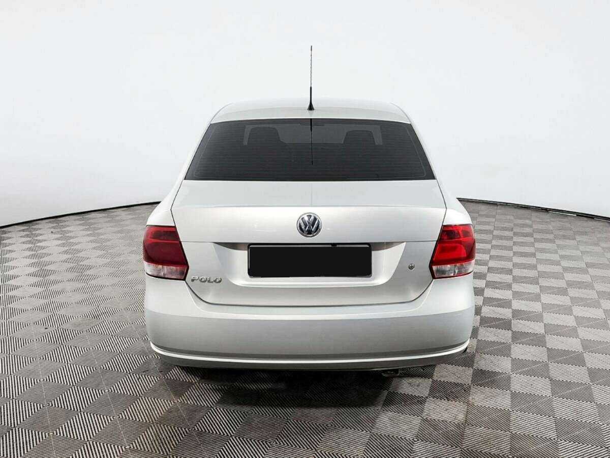 Купить Volkswagen Polo с пробегом. Фото: #5