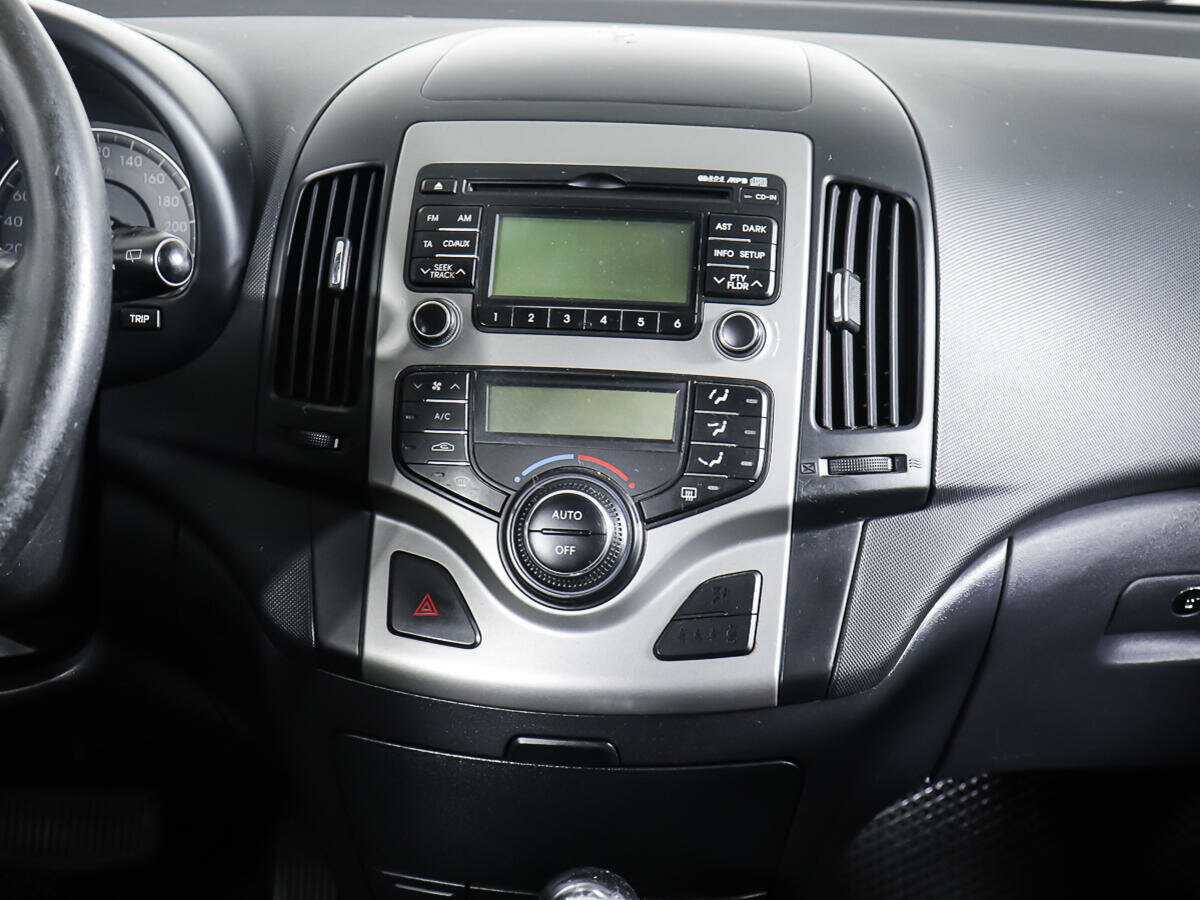 Купить Hyundai i30 с пробегом. Фото: #11
