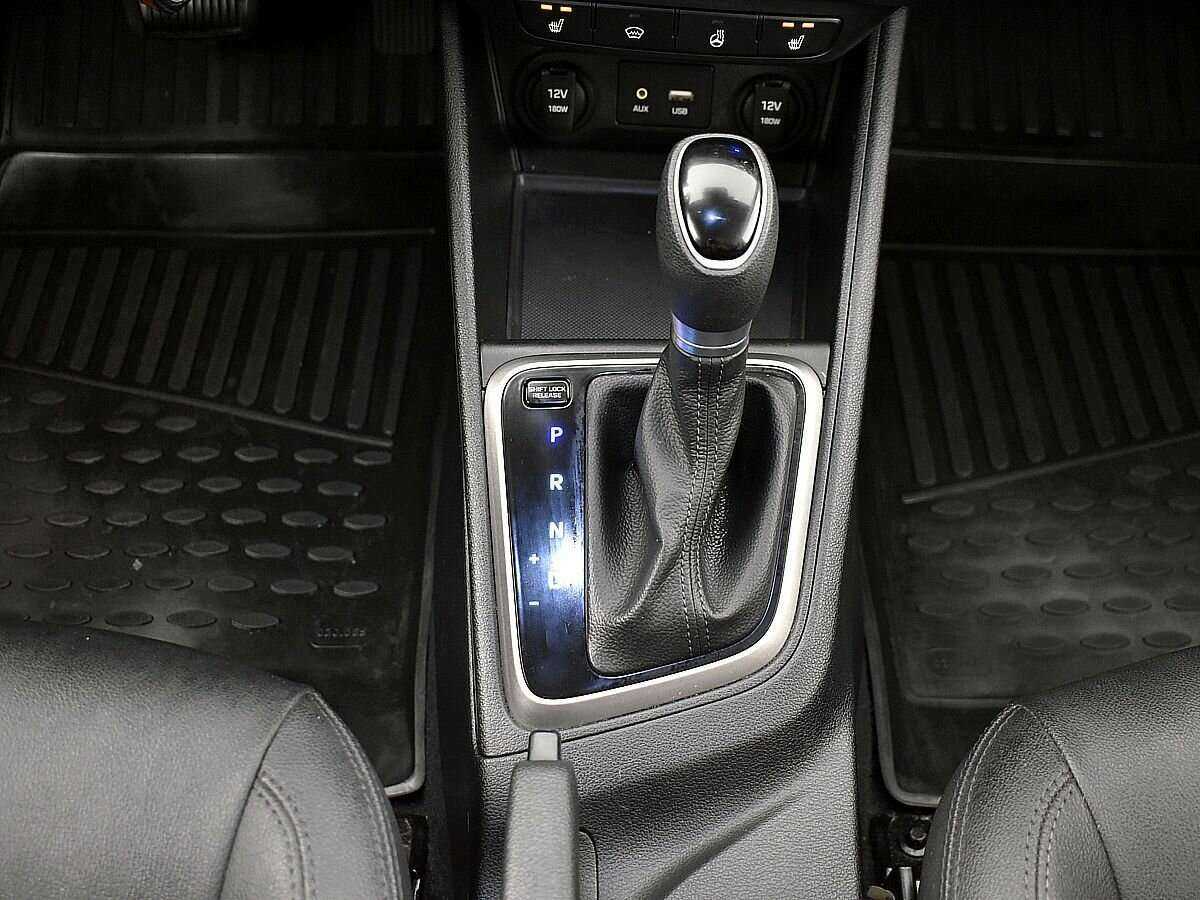 Купить Hyundai Solaris с пробегом. Фото: #11