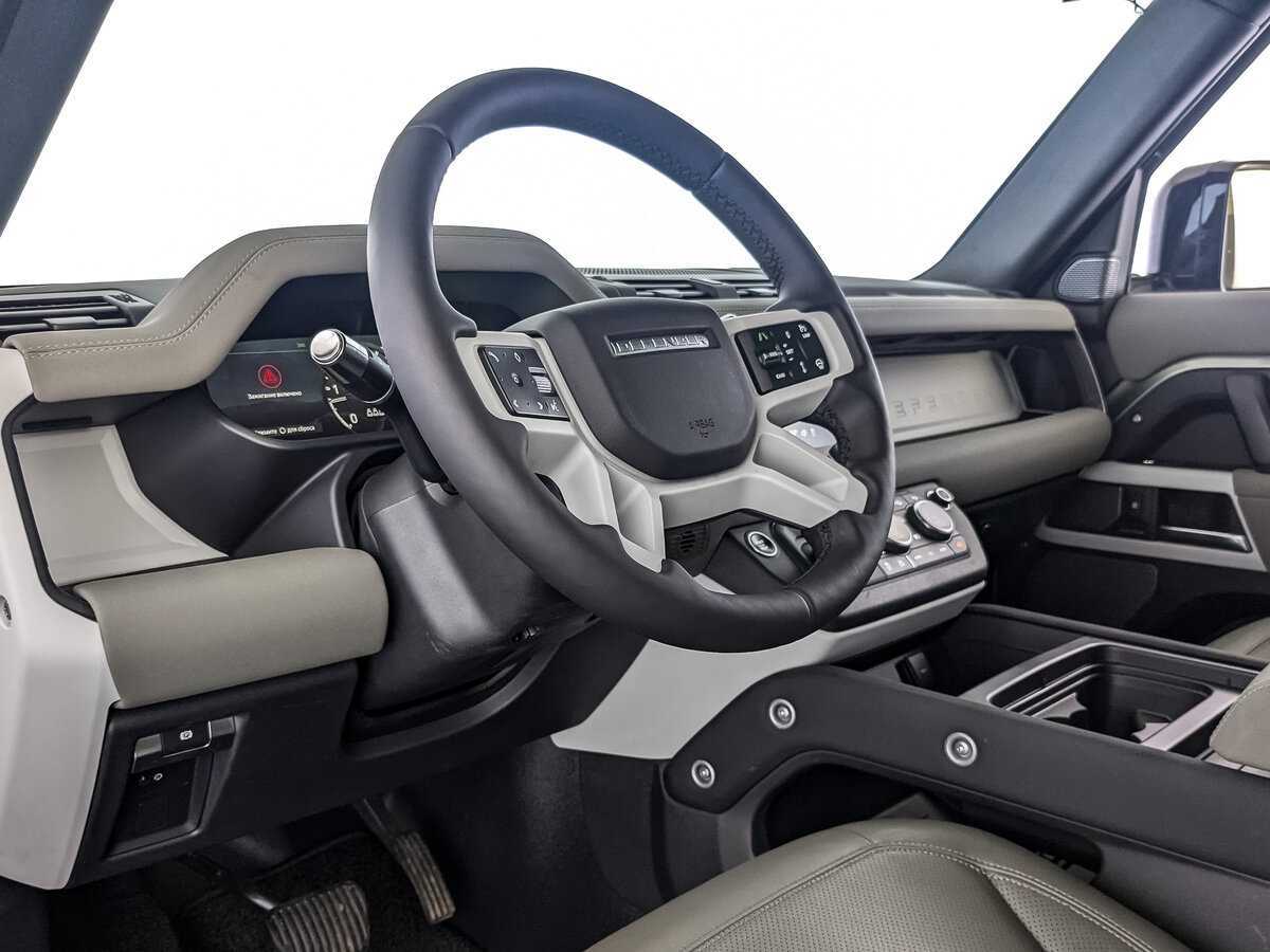 Купить Land Rover Defender с пробегом. Фото: #14