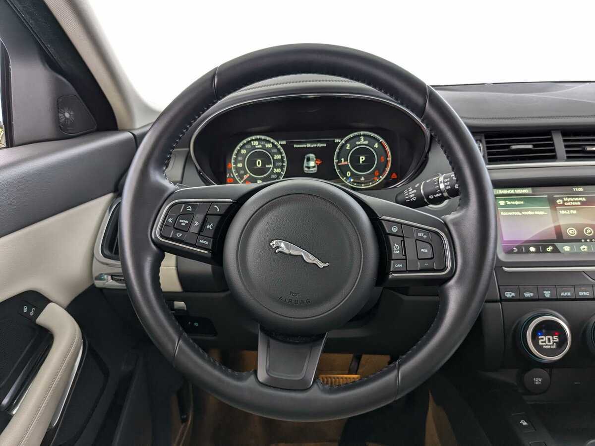 Купить Jaguar E-Pace с пробегом. Фото: #17