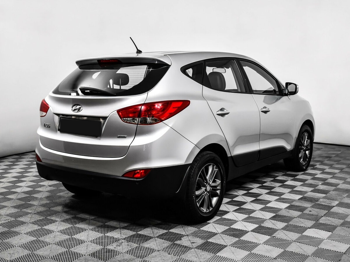 Купить Hyundai ix35 с пробегом. Фото: #4