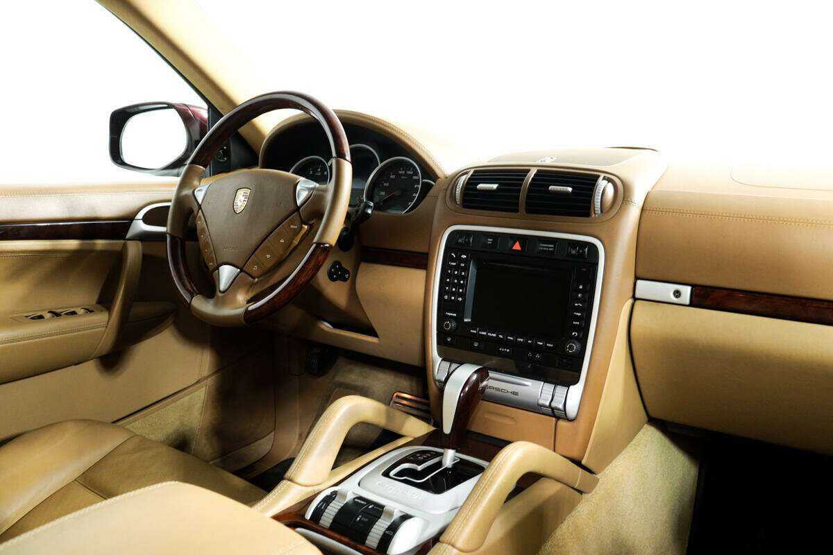 Купить Porsche Cayenne с пробегом. Фото: #8