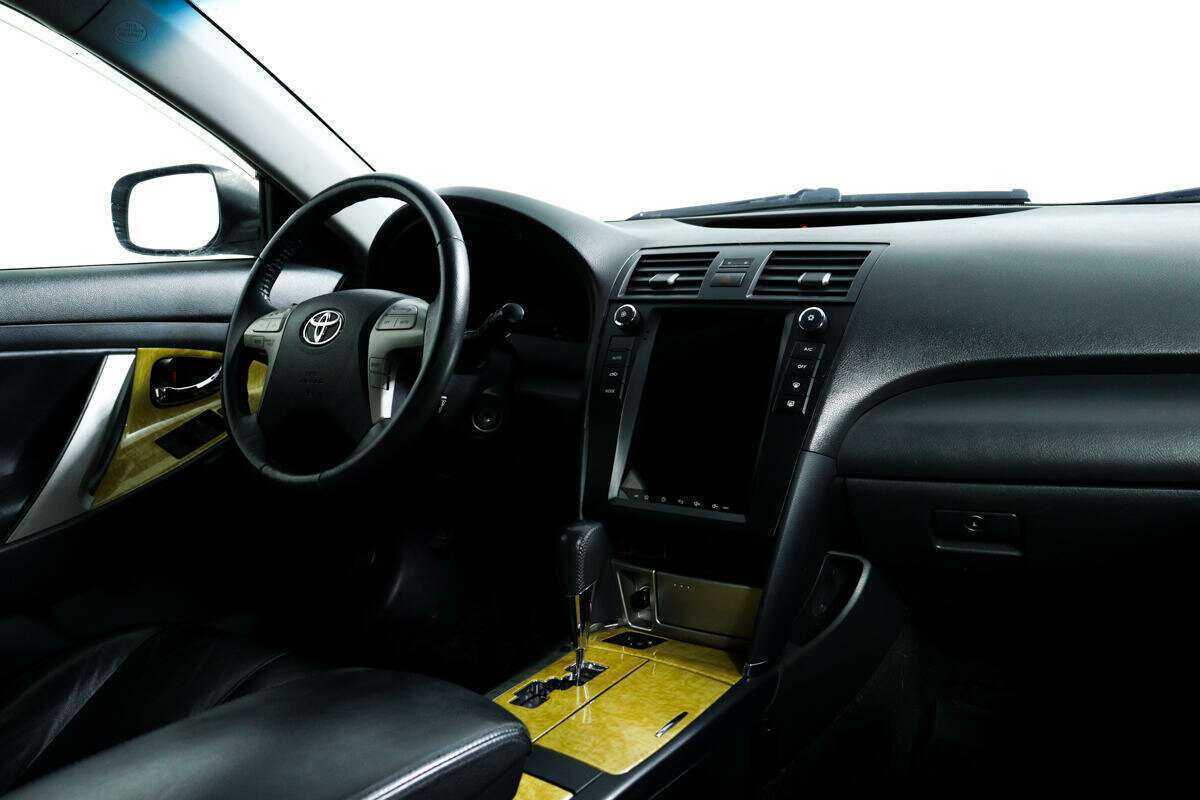Купить Toyota Camry с пробегом. Фото: #8