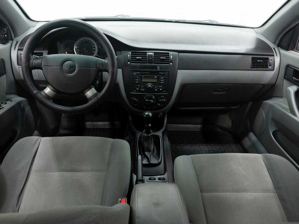 Купить Daewoo Gentra с пробегом. Фото: #13