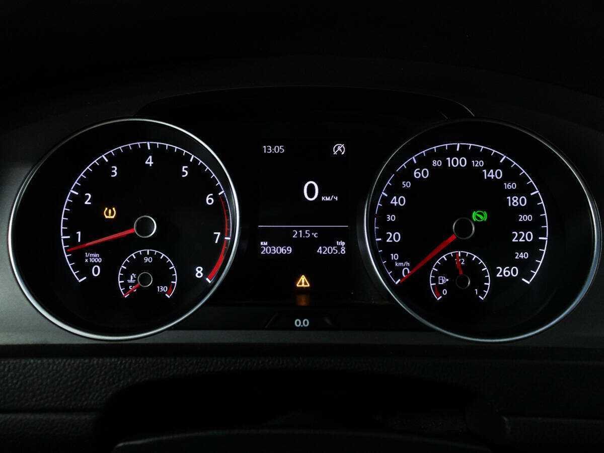 Купить Volkswagen Golf с пробегом. Фото: #7