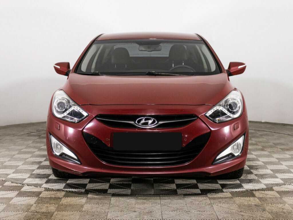 Купить Hyundai i40 с пробегом. Фото: #1