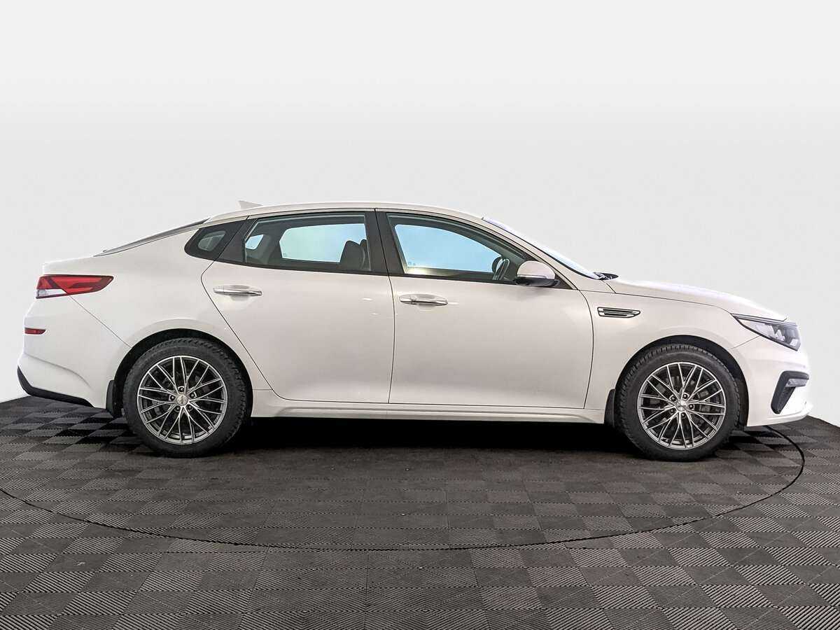 Купить Kia Optima с пробегом. Фото: #3