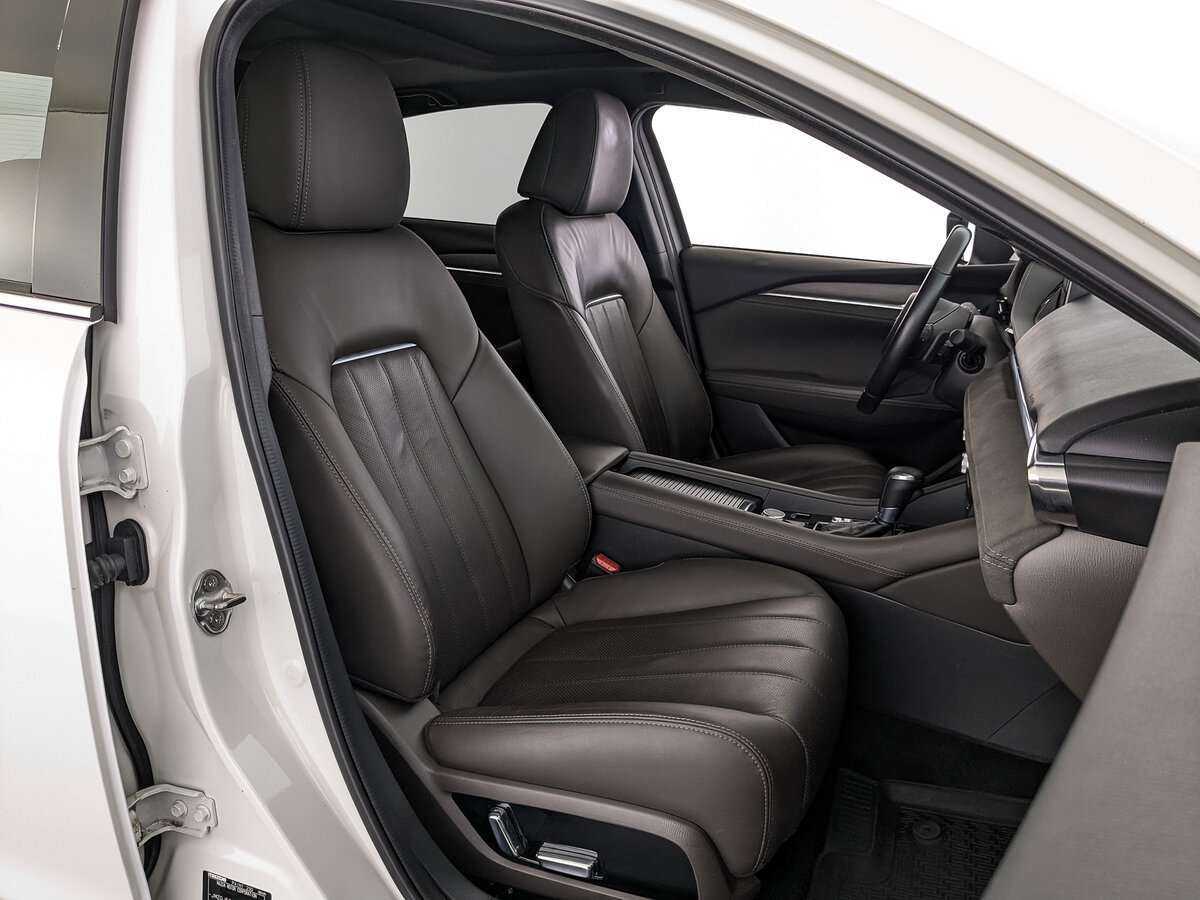 Купить Mazda 6 с пробегом. Фото: #17