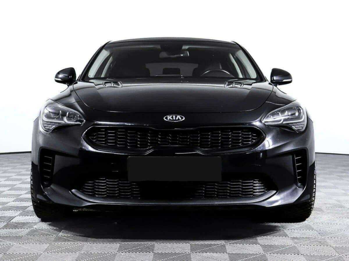 Купить Kia Stinger с пробегом. Фото: #1