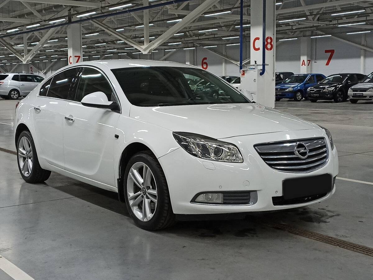 Купить Opel Insignia с пробегом. Фото: #2