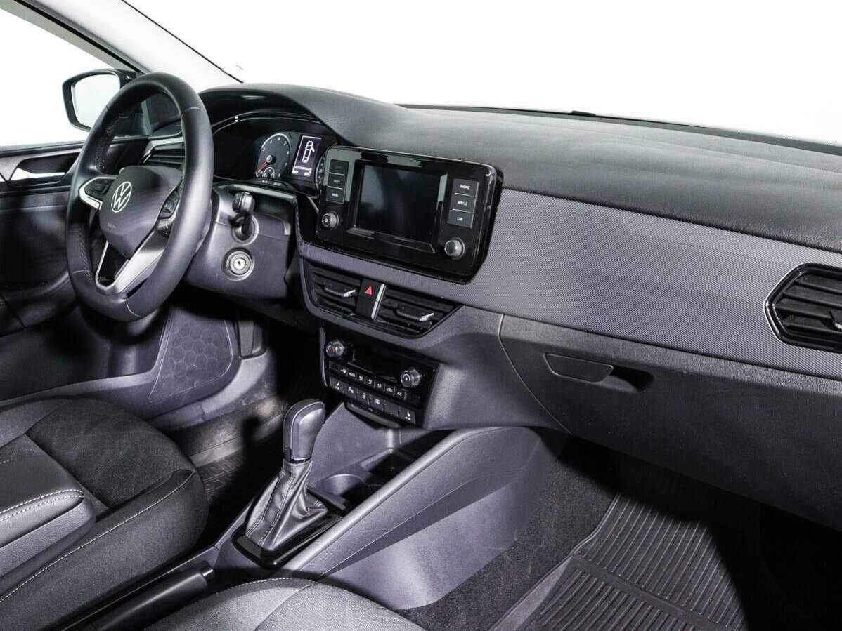 Купить Volkswagen Polo с пробегом. Фото: #6