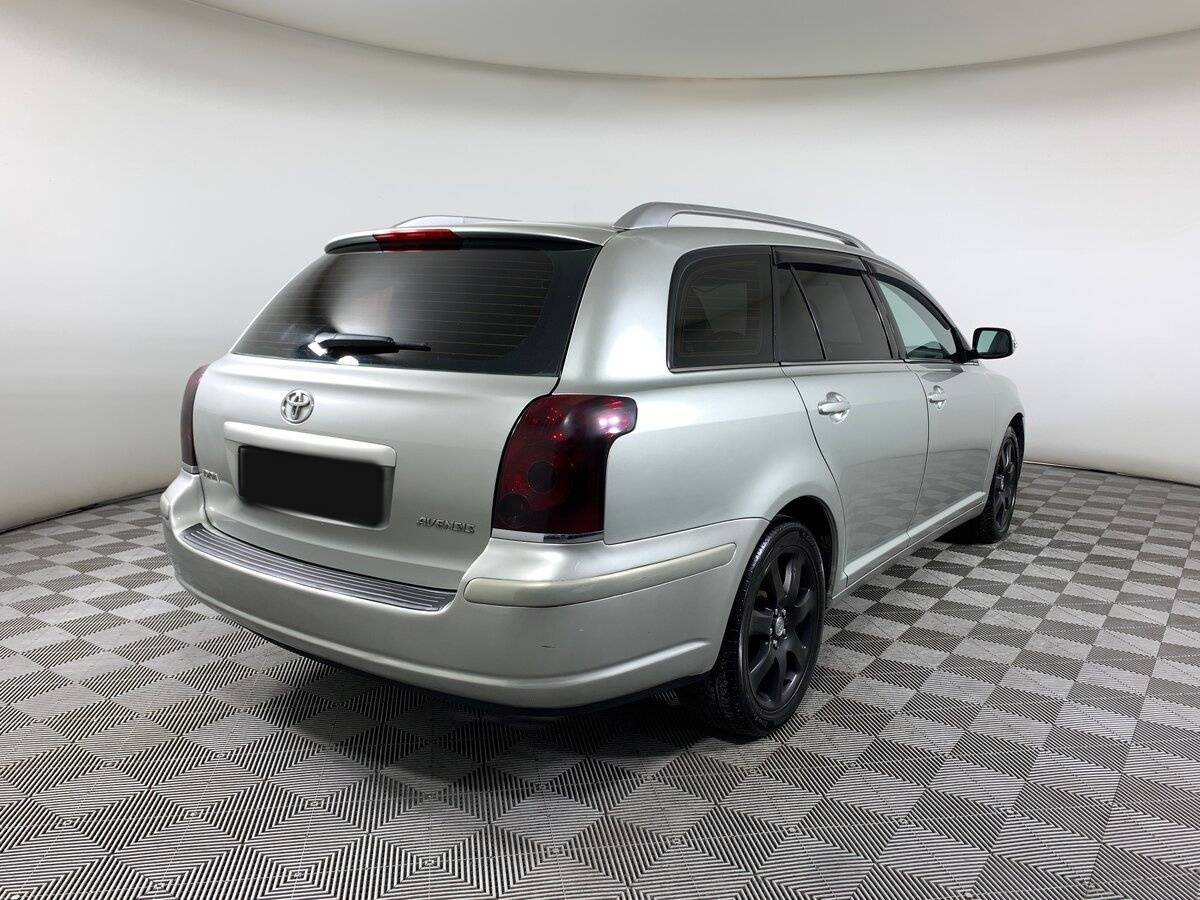 Купить Toyota Avensis с пробегом. Фото: #4