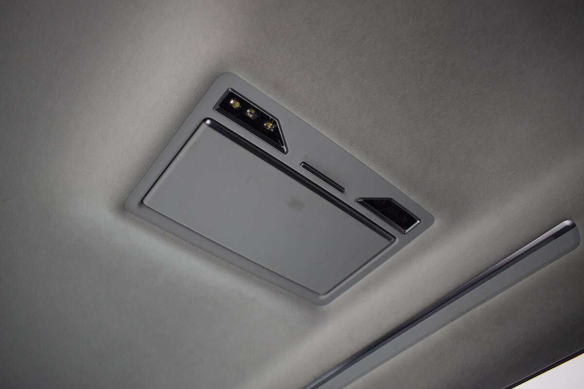 Купить Audi A8 с пробегом. Фото: #14