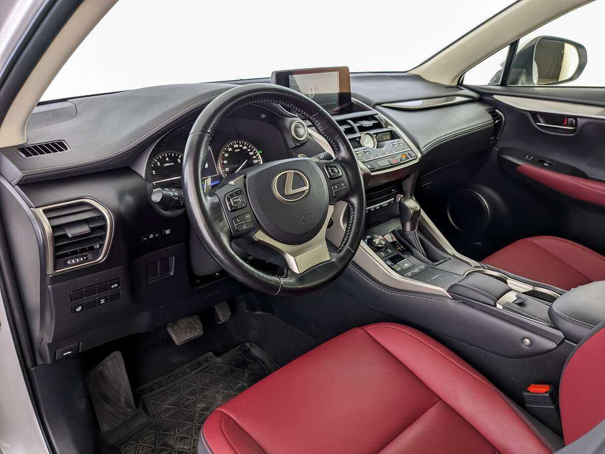 Купить Lexus NX с пробегом. Фото: #13