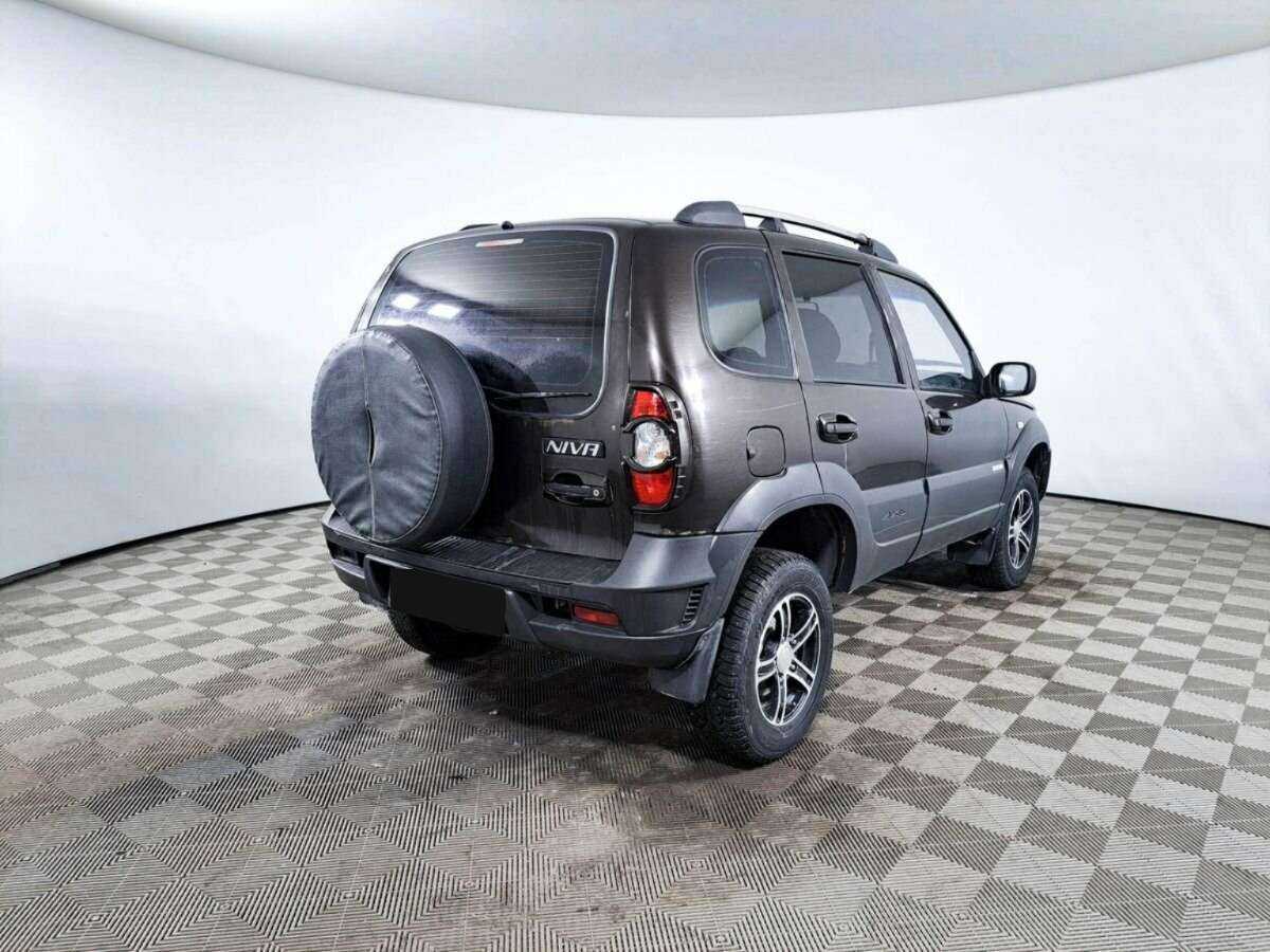 Купить Chevrolet Niva с пробегом. Фото: #4