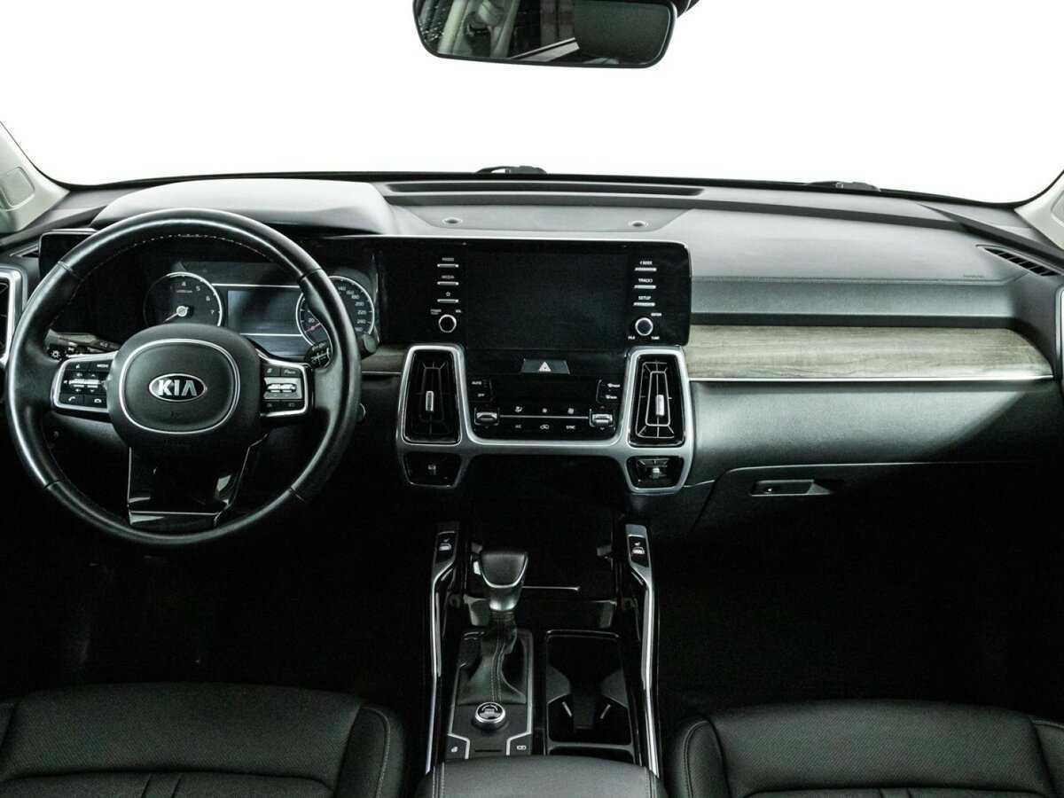 Купить Kia Sorento с пробегом. Фото: #11