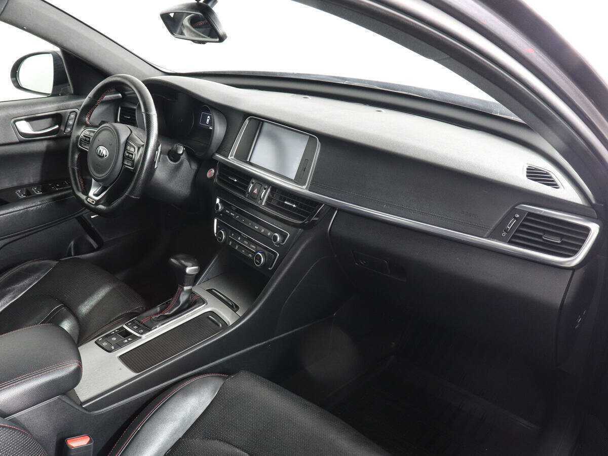 Купить Kia Optima с пробегом. Фото: #9