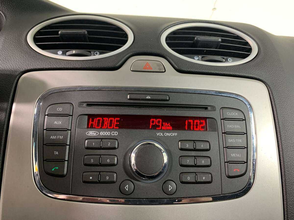 Купить Ford Focus с пробегом. Фото: #12