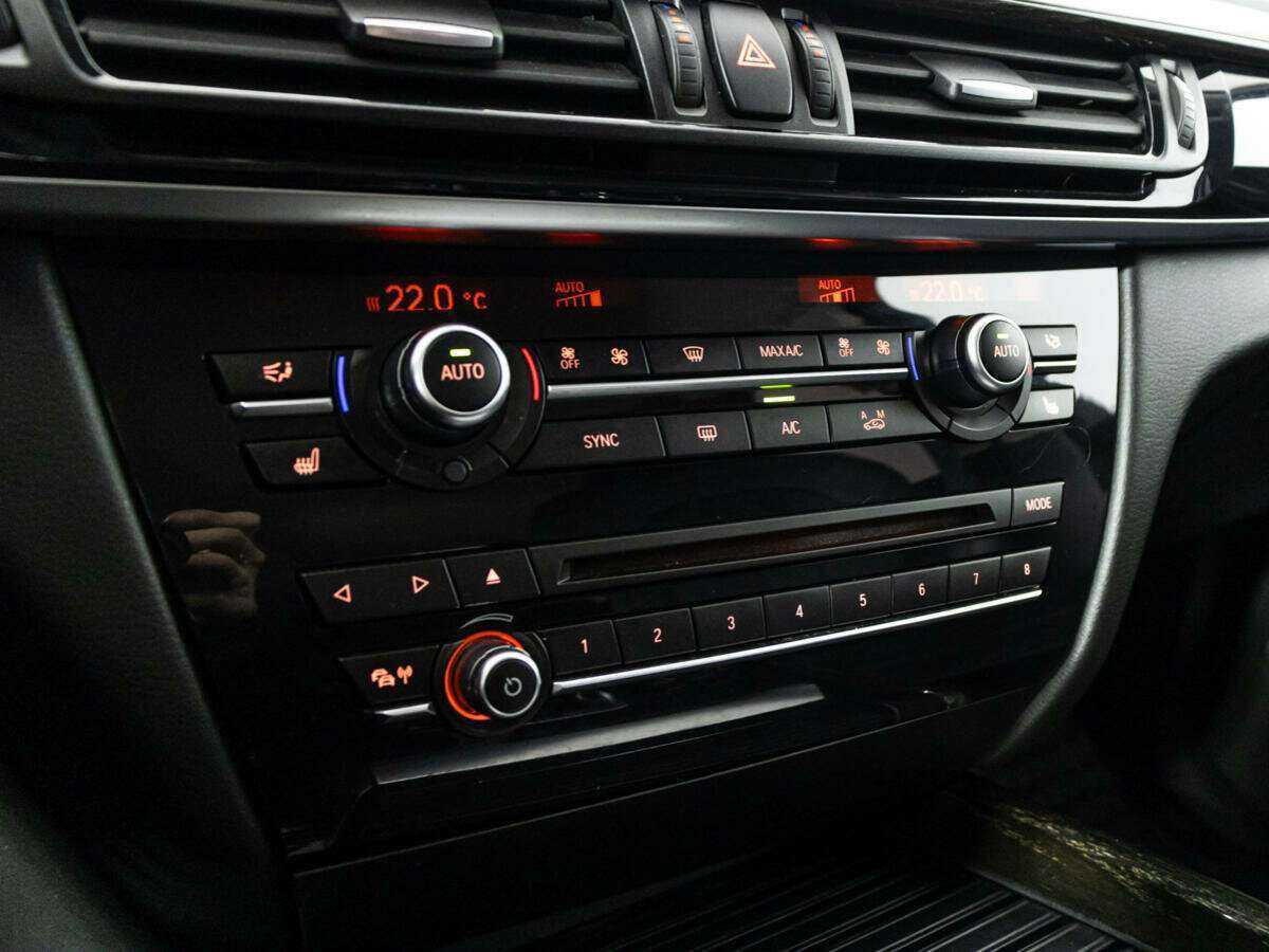 Купить BMW X5 с пробегом. Фото: #20