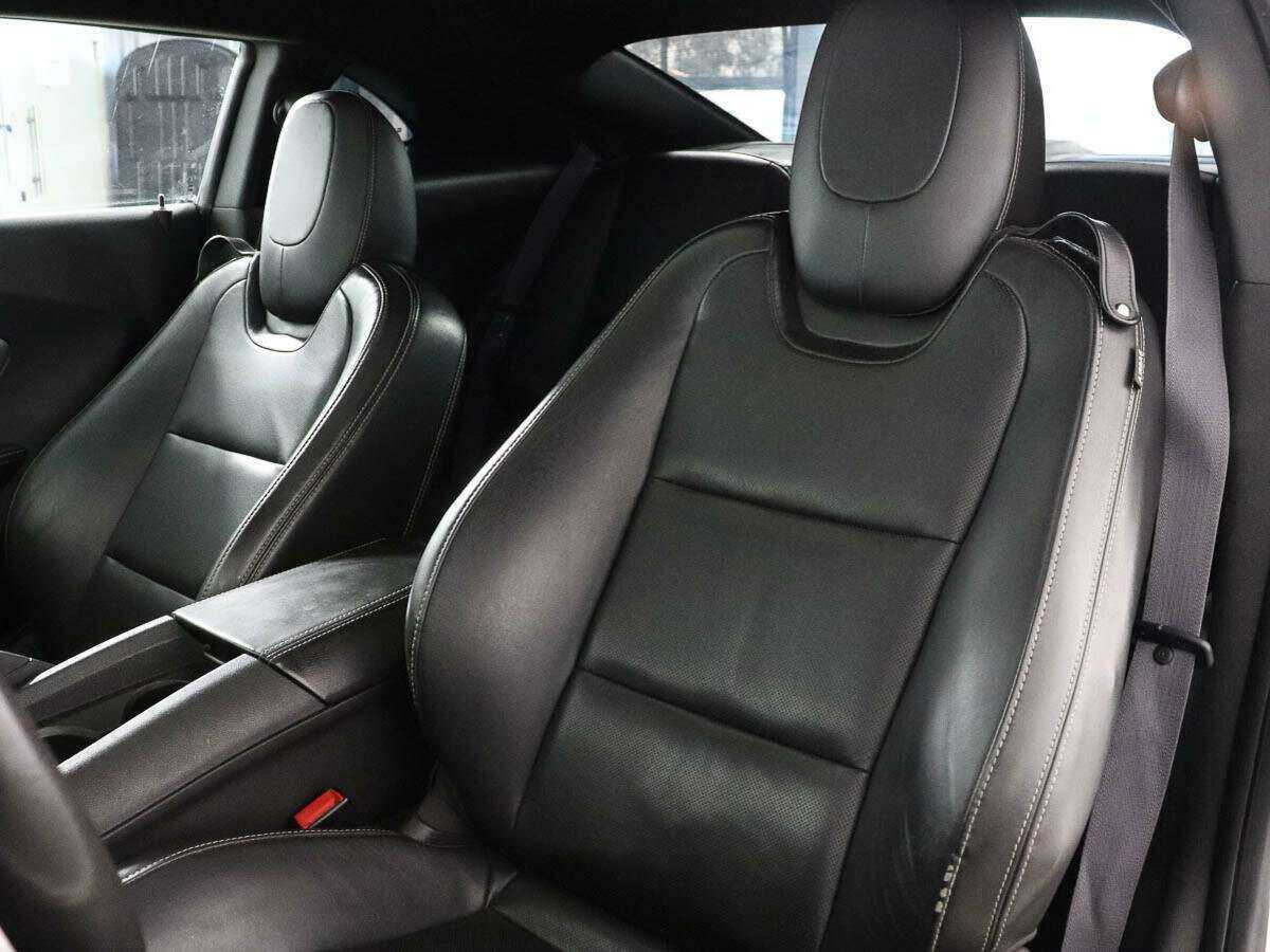 Купить Chevrolet Camaro с пробегом. Фото: #8