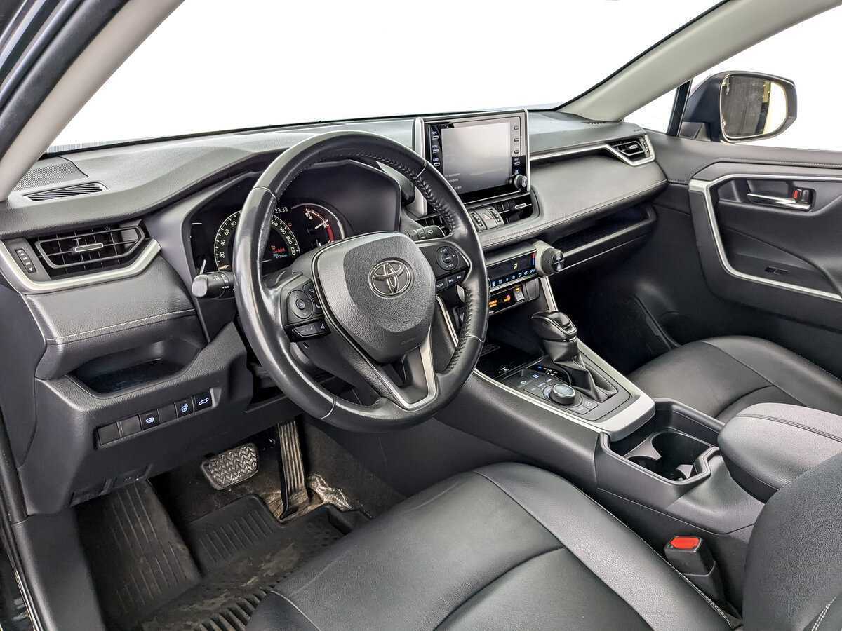 Купить Toyota RAV4 с пробегом. Фото: #13