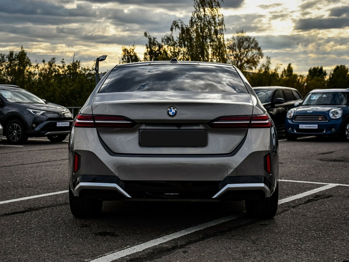 Купить BMW 5 серии с пробегом. Фото: #5