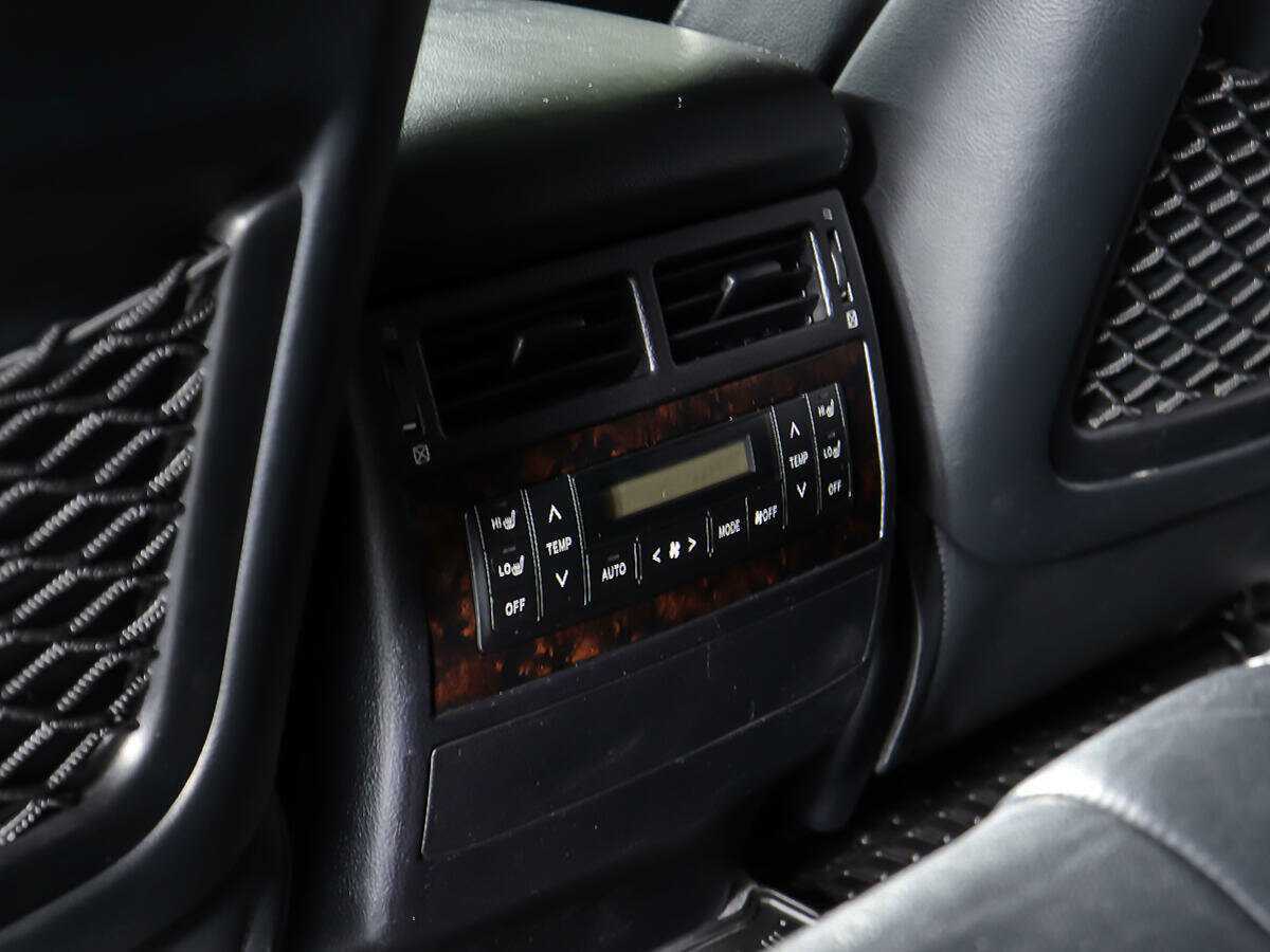 Купить Toyota Land Cruiser с пробегом. Фото: #16