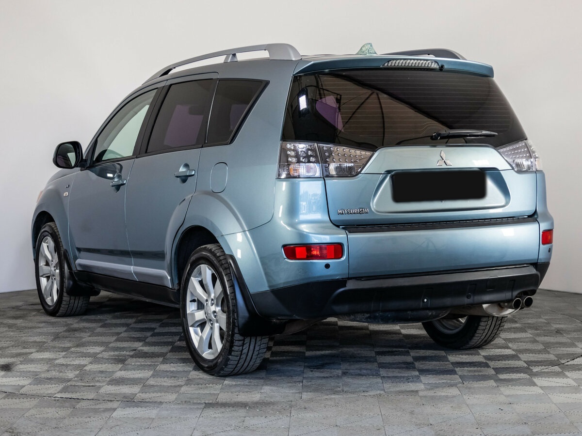 Купить Mitsubishi Outlander с пробегом. Фото: #5