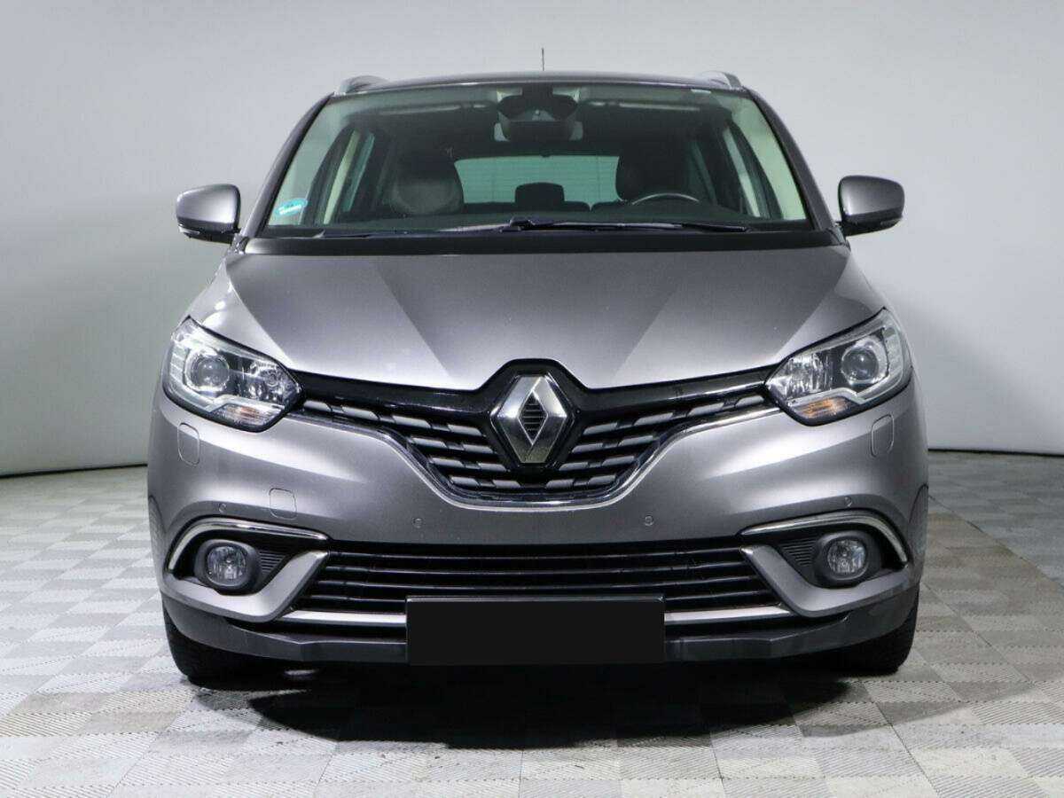 Купить Renault Scenic с пробегом. Фото: #1