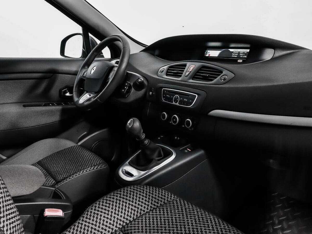 Купить Renault Scenic с пробегом. Фото: #11