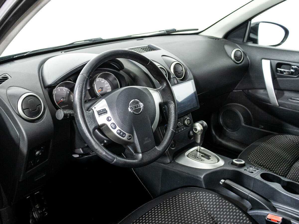Купить Nissan Qashqai+2 с пробегом. Фото: #10