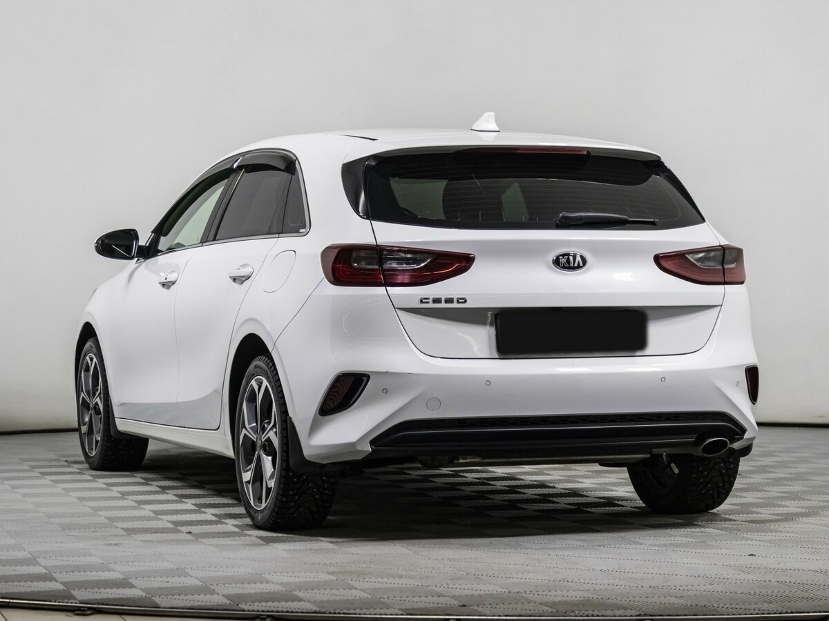 Купить Kia Ceed с пробегом. Фото: #5