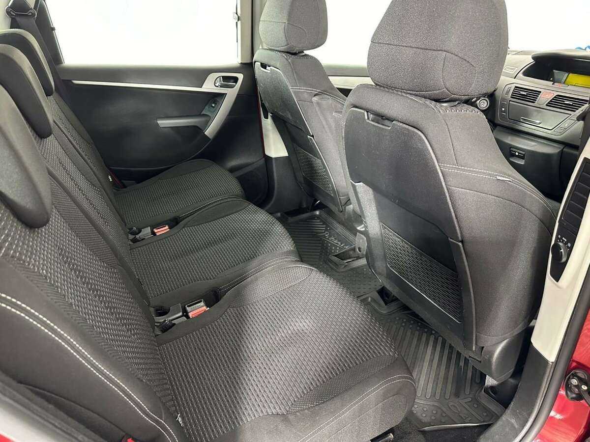 Купить Citroen C4 Picasso с пробегом. Фото: #13