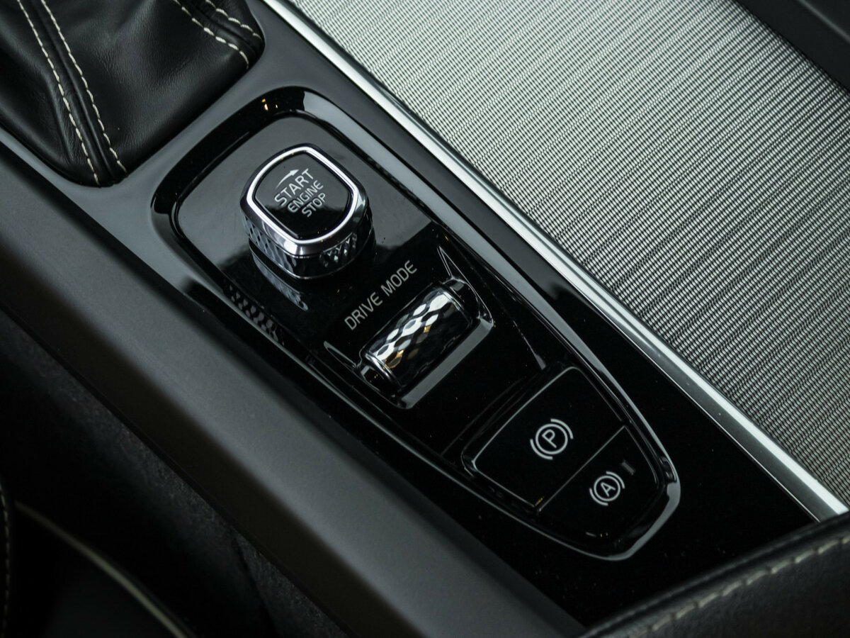 Купить Volvo S60 с пробегом. Фото: #19